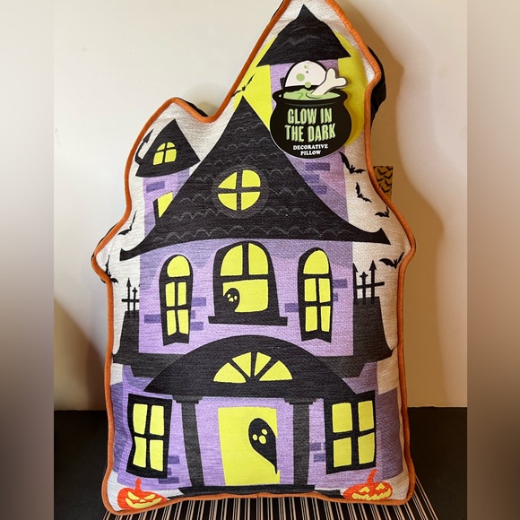Tall Halloween Glow in the Dark Haunted House Pillow Cushion Ghosts Bats Windows - Picture 2 of 15